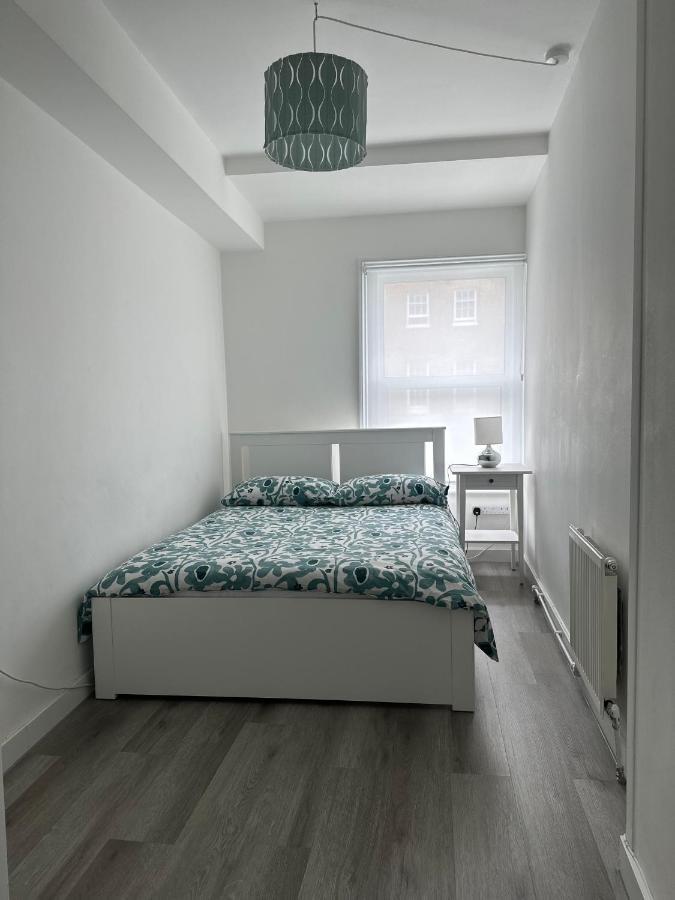 High Barnet Studio Flat Apartment Luaran gambar